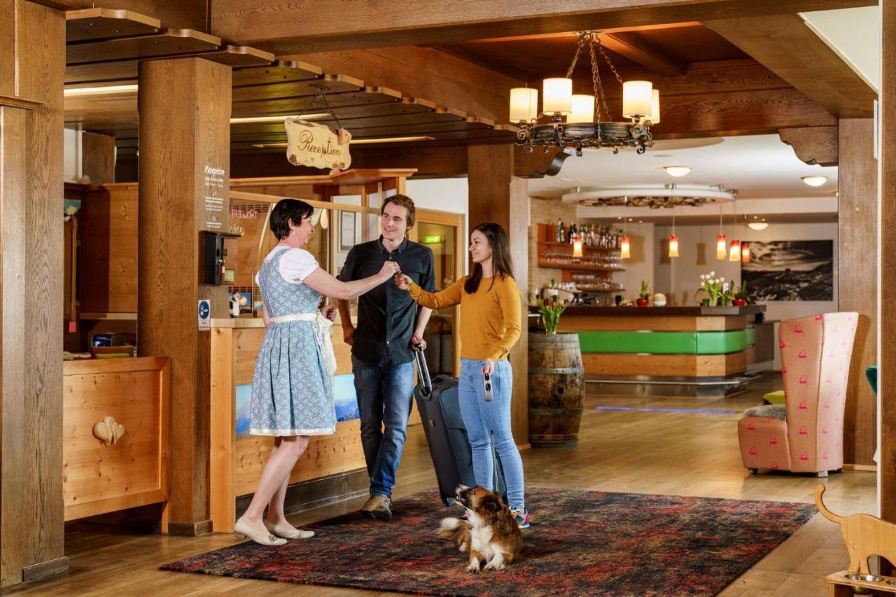 Almfrieden Hotel & Romantikchalet Ramsau am Dachstein Extérieur photo