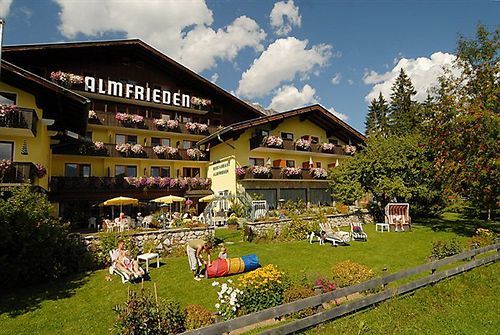 Almfrieden Hotel & Romantikchalet Ramsau am Dachstein Extérieur photo