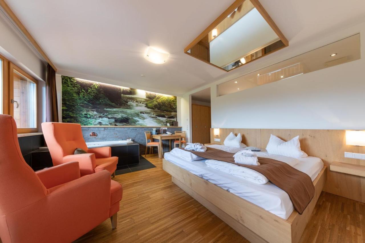 Almfrieden Hotel & Romantikchalet Ramsau am Dachstein Extérieur photo