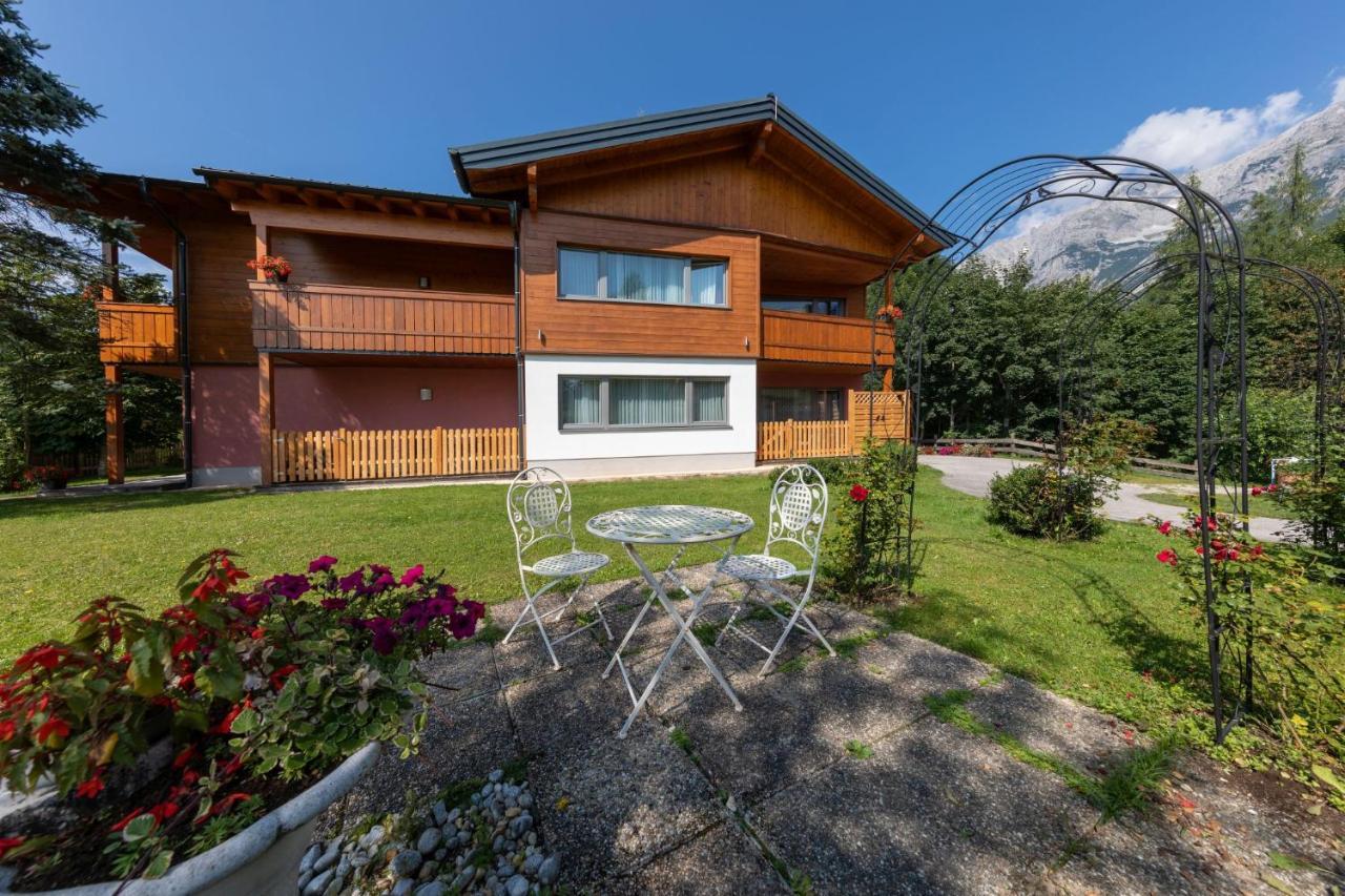Almfrieden Hotel & Romantikchalet Ramsau am Dachstein Extérieur photo